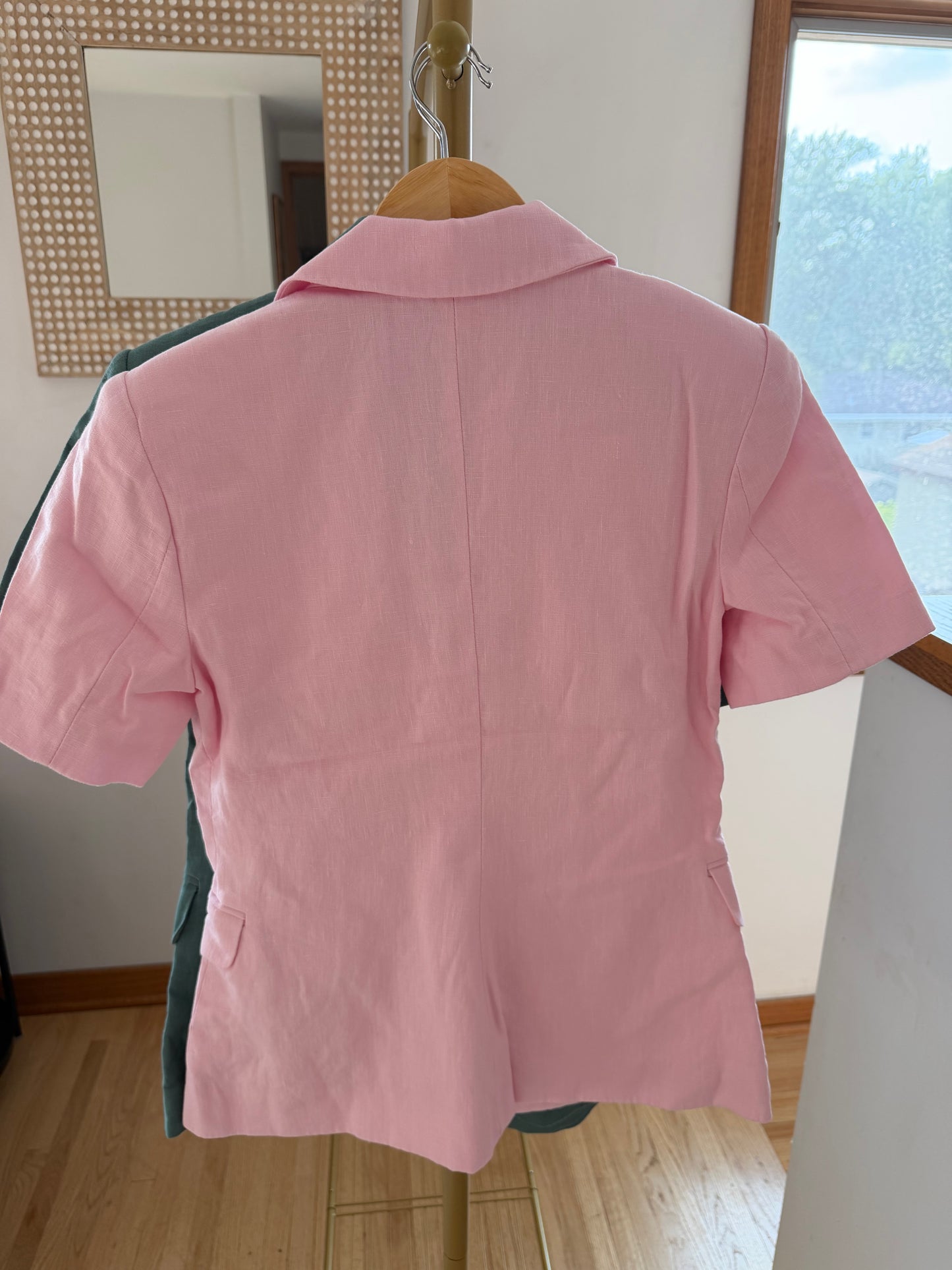 Abercrombie & Fitch 100% Linen Pink Short Sleeve Blazer Size S (originally $120)