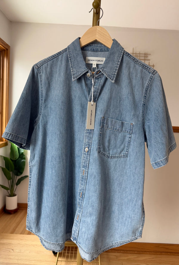 Denim Forum '90s Vintage Short Sleeve Denim Shirt – Bleu Taboo | Size M | New with Tags | Originally $88